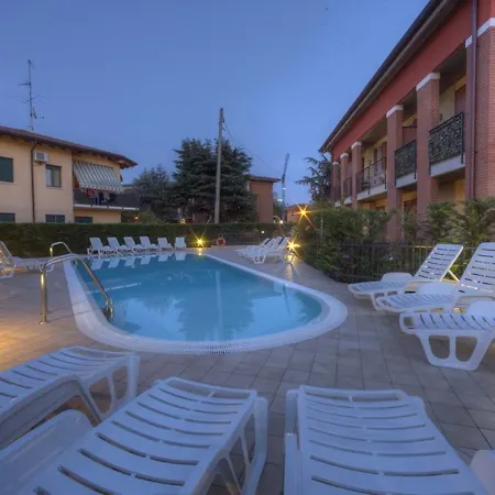 Holidays Alle Rose Apartment *
